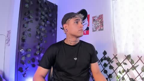 Christian Wang online show from 03.31.26