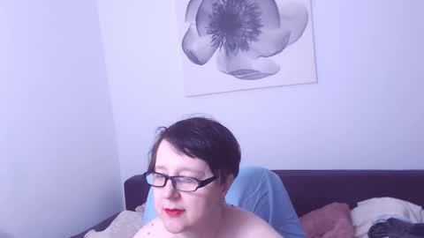 Christa online show from 04.12.26