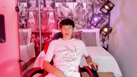 Snapshot of christian_foxx chatting on 03.02.26 Christian online show from 03.02.26