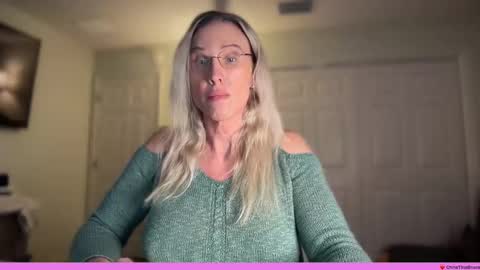Snapshot of christinabruce chatting on 02.05.26 Chris Tina Bruce online show from 02.05.26