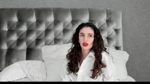 Snapshot of christinaconte chatting on 03.03.25 christinaconte online show from 03.03.25