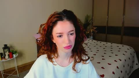 Snapshot of christinaconteeree chatting on 04.22.26 christinaconteeree online show from 04.22.26