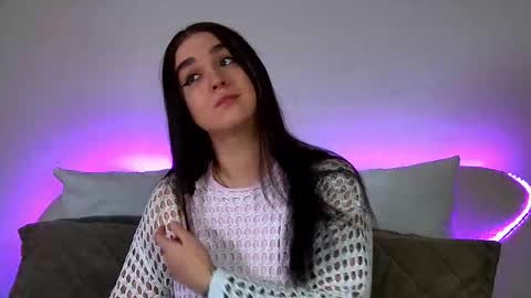 Christina online show from 02.24.25