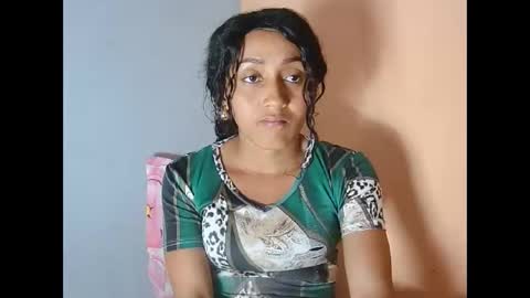 Snapshot of christine213 chatting on 09.27.25 christine213 online show from 09.27.25