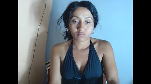 Snapshot of christine213 chatting on 11.14.25 christine213 online show from 11.14.25