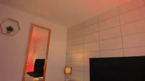 Christine  online show from 02.02.26