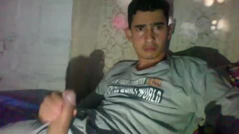 Snapshot of christoper_dick chatting on 01.10.25 Petite Horny and chistoper dick online show from 01.10.25