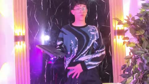 Snapshot of christopher_hunter chatting on 02.02.26 Chrisopher Hunter online show from 02.02.26