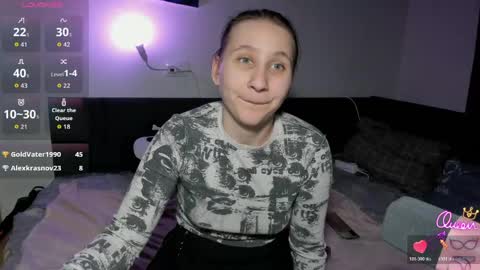 Snapshot of christyw3b chatting on 04.01.26 christyw3b online show from 04.01.26