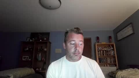 chrisw8121 online show from 09.14.25