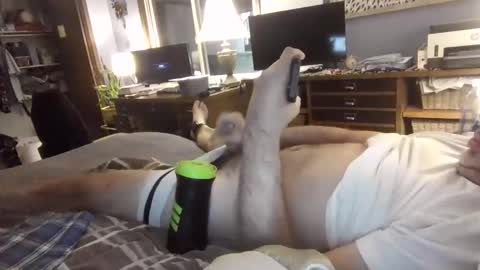 chrisw8121 online show from 10.21.25