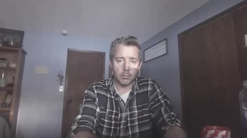 chrisw8121 online show from 03.18.26