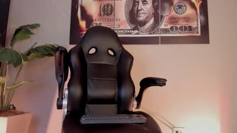 chrizmacgregor online show from 02.03.26