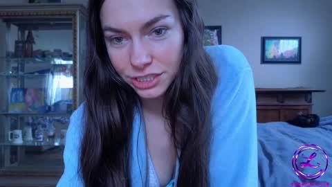 Snapshot of chroniclove chatting on 02.24.26 Marley online show from 02.24.26