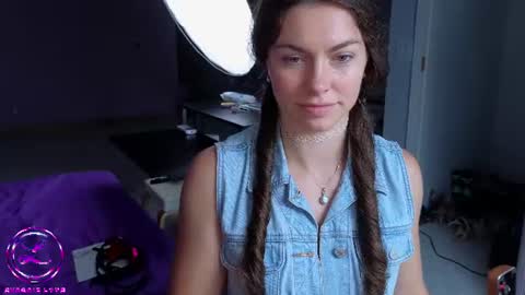 Snapshot of chroniclove chatting on 06.13.26 Marley online show from 06.13.26