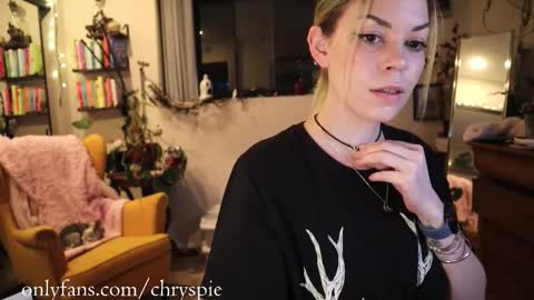 Chrys online show from 10.10.25