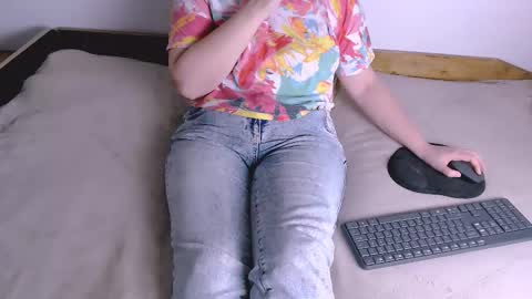 Maia online show from 12.13.25