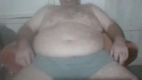 Snapshot of chubcammer chatting on 10.08.25 chubcammer online show from 10.08.25
