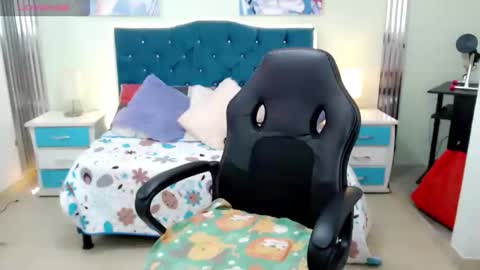 Snapshot of chubymature_ chatting on 04.17.26 Lulu online show from 04.17.26