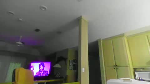 Snapshot of chuck354139 chatting on 12.10.24 chuck354139 online show from 12.10.24