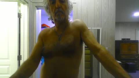 Snapshot of chuck354139 chatting on 12.11.24 chuck354139 online show from 12.11.24