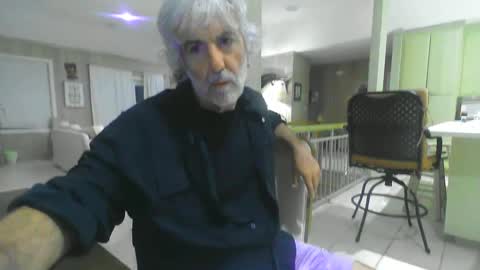 Snapshot of chuck354139 chatting on 01.07.25 chuck354139 online show from 01.07.25