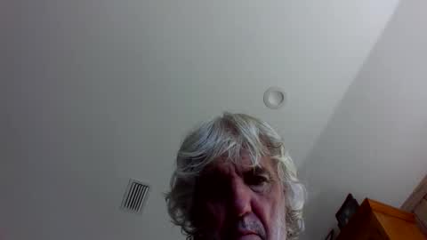 Snapshot of chuck354139 chatting on 09.12.25 chuck354139 online show from 09.12.25
