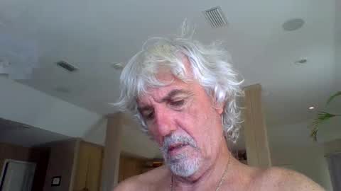 Snapshot of chuck354139 chatting on 09.30.25 chuck354139 online show from 09.30.25