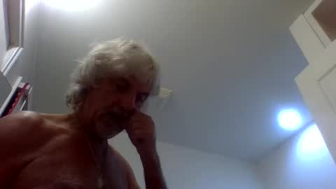 Snapshot of chuck354139 chatting on 10.08.25 chuck354139 online show from 10.08.25