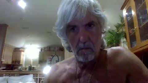 Snapshot of chuck354139 chatting on 10.21.25 chuck354139 online show from 10.21.25
