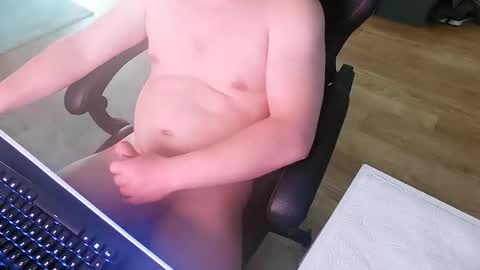 Snapshot of chucky606 chatting on 04.10.26 chucky606 online show from 04.10.26