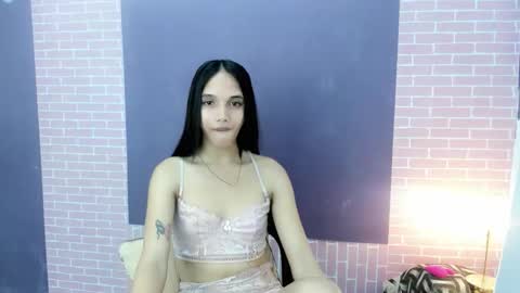 Snapshot of cici_02 chatting on 10.02.25 call me Cici online show from 10.02.25