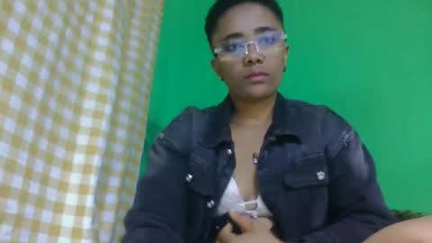 Snapshot of ciciazzhh chatting on 05.19.26 ciciazzhh online show from 05.19.26