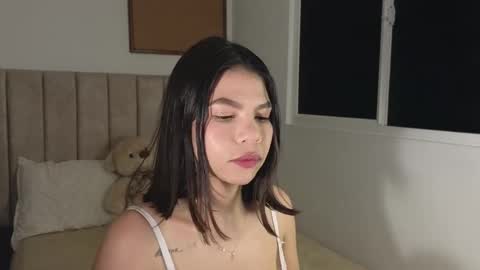 Mia online show from 03.19.26