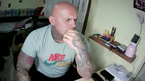 cikakure16081976 online show from 01.12.25