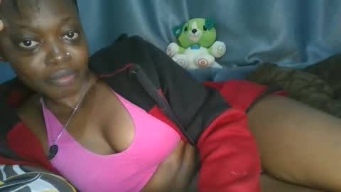 Snapshot of cilia_petite chatting on 05.12.26 cilia petite online show from 05.12.26