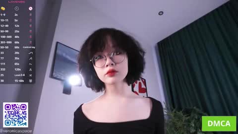 Snapshot of cinacandy chatting on 04.21.26 L online show from 04.21.26