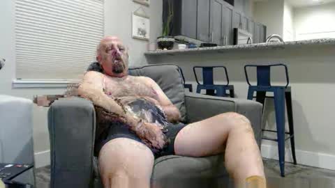 Snapshot of cinapw chatting on 10.16.25 cinapw online show from 10.16.25