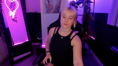 Cin Bellamy online show from 09.23.25