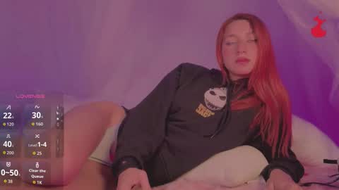 Snapshot of cinderella_lewis chatting on 11.07.25 Sofi Eva and Mey online show from 11.07.25