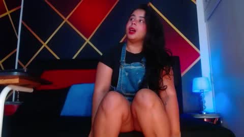 Snapshot of cindyandcarlo chatting on 02.17.25 CindyandCarlo online show from 02.17.25