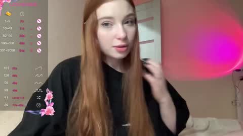 Snapshot of cinnabongirls chatting on 02.20.25 Maddy online show from 02.20.25