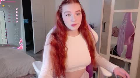 Snapshot of cinnabongirls chatting on 10.06.25 Maddy online show from 10.06.25