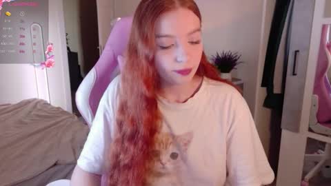 Snapshot of cinnabongirls chatting on 10.17.25 Maddy online show from 10.17.25