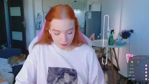 Snapshot of cinnabongirls chatting on 06.19.26 Maddy online show from 06.19.26
