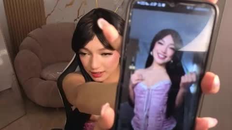 Snapshot of cinnamon_b chatting on 05.31.26 Cinnamon online show from 05.31.26