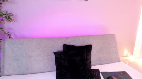 cinnamon_kyla online show from 01.25.25