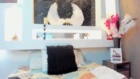 Cinthya  online show from 09.26.25