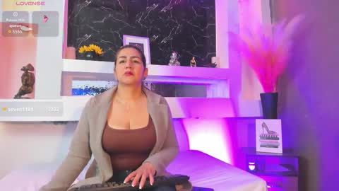 Snapshot of cinthya_mjs chatting on 03.25.26 Cinthya online show from 03.25.26
