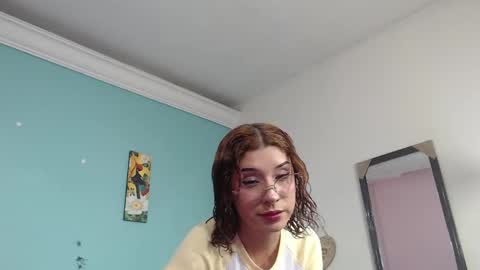 Snapshot of cinthyagomez6 chatting on 01.21.25 cinthyagomez6 online show from 01.21.25